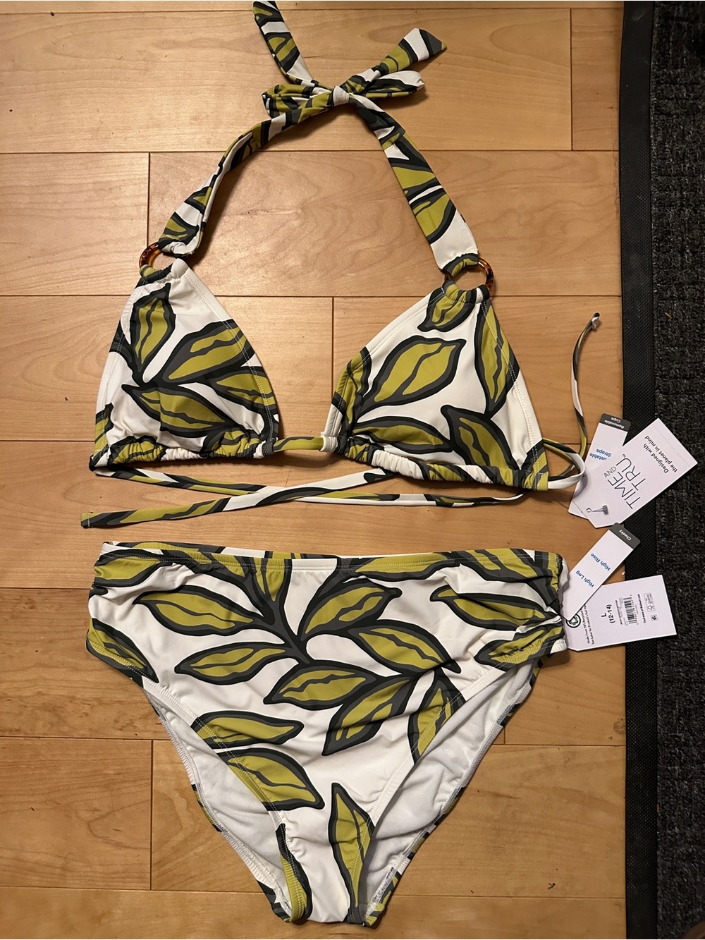 No Boundaries Women’s Leaf-Print Halter Bikini Set - Olive/White